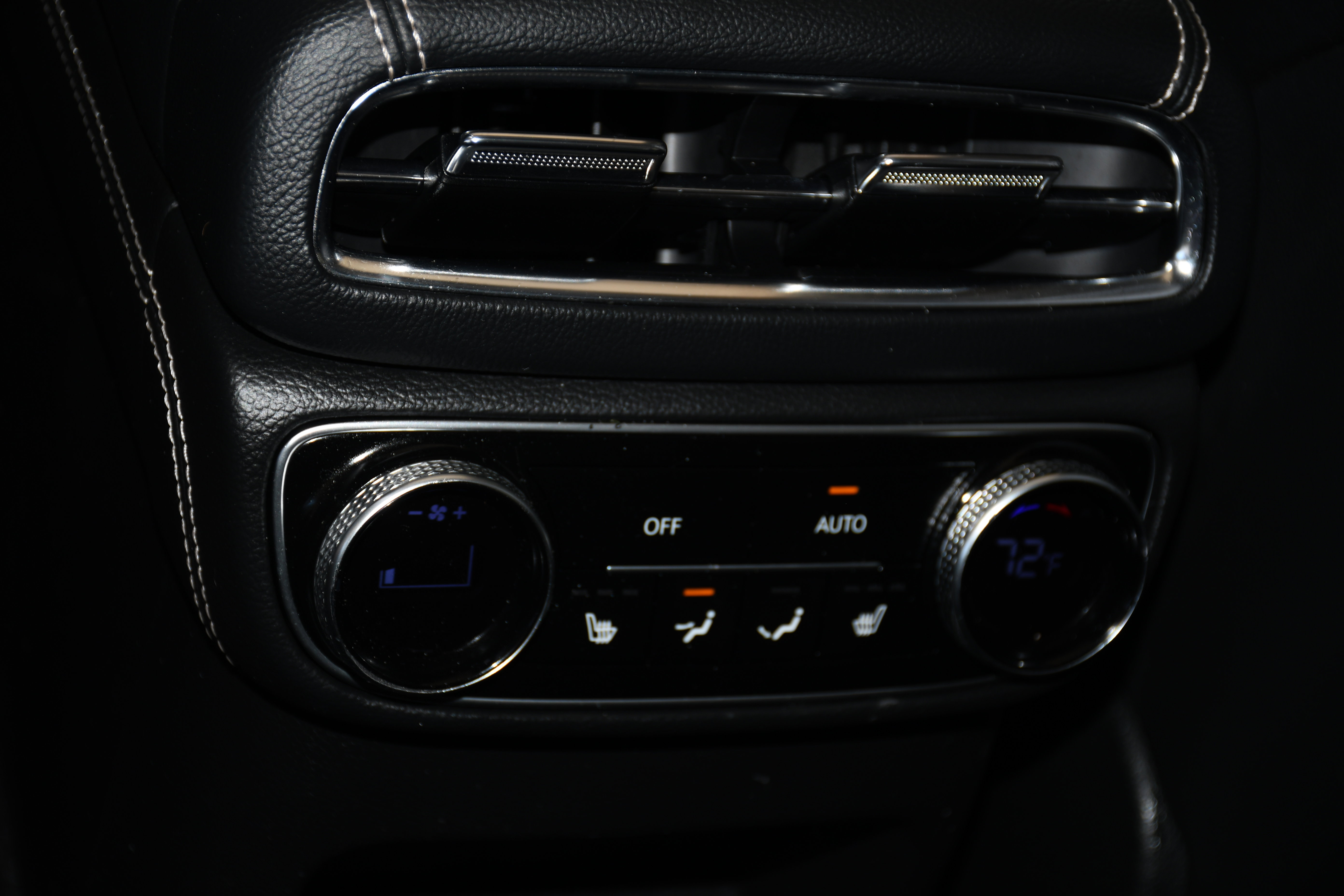 Used 2021 Genesis GV80 2.5T w/ Prestige Package 05 image 17