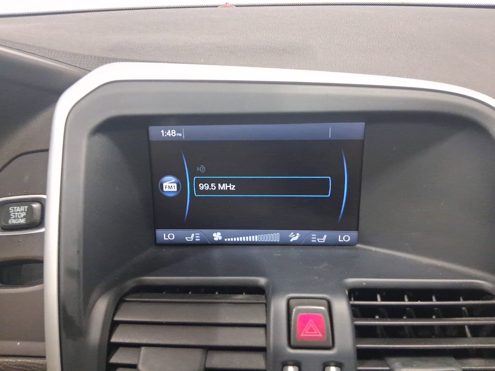 Used 2011 Volvo XC60 T6 image 25