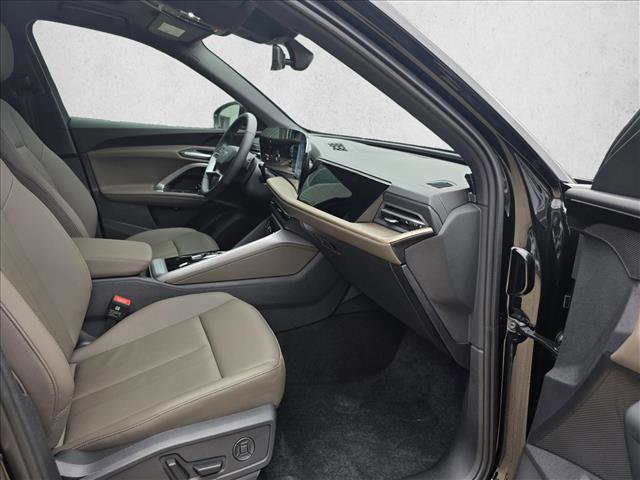 New 2025 Audi Q5 Premium image 9
