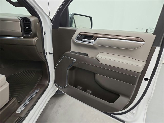 Used 2023 Chevrolet Silverado 1500 LT image 33