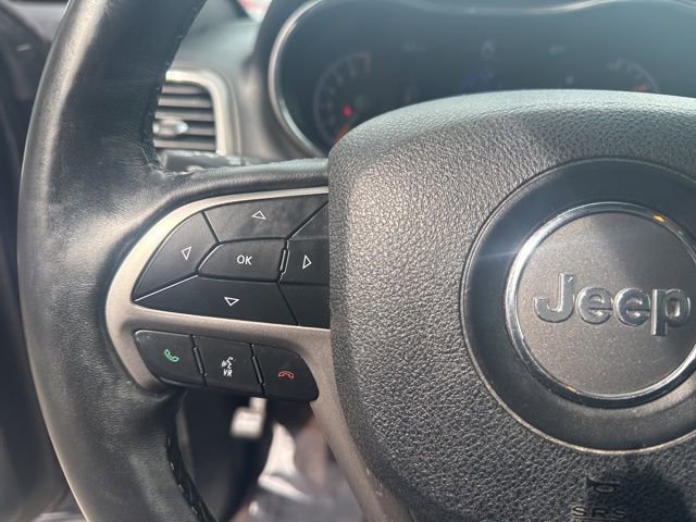 Used 2018 Jeep Grand Cherokee Limited image 19