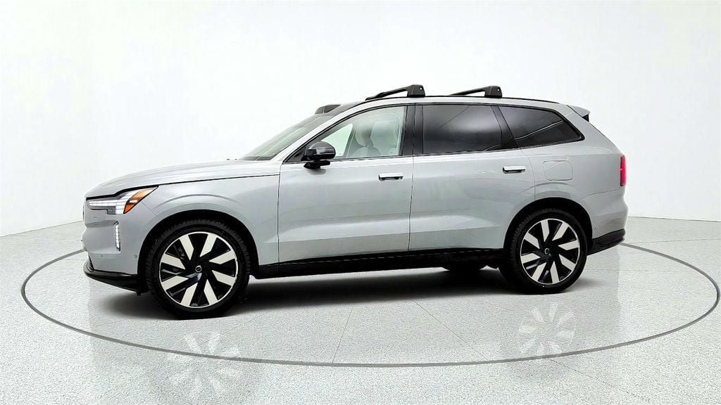 Used 2025 Volvo EX90 Ultra AWD/4WD image 8