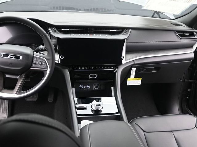 New 2026 Jeep Grand Cherokee Limited image 24