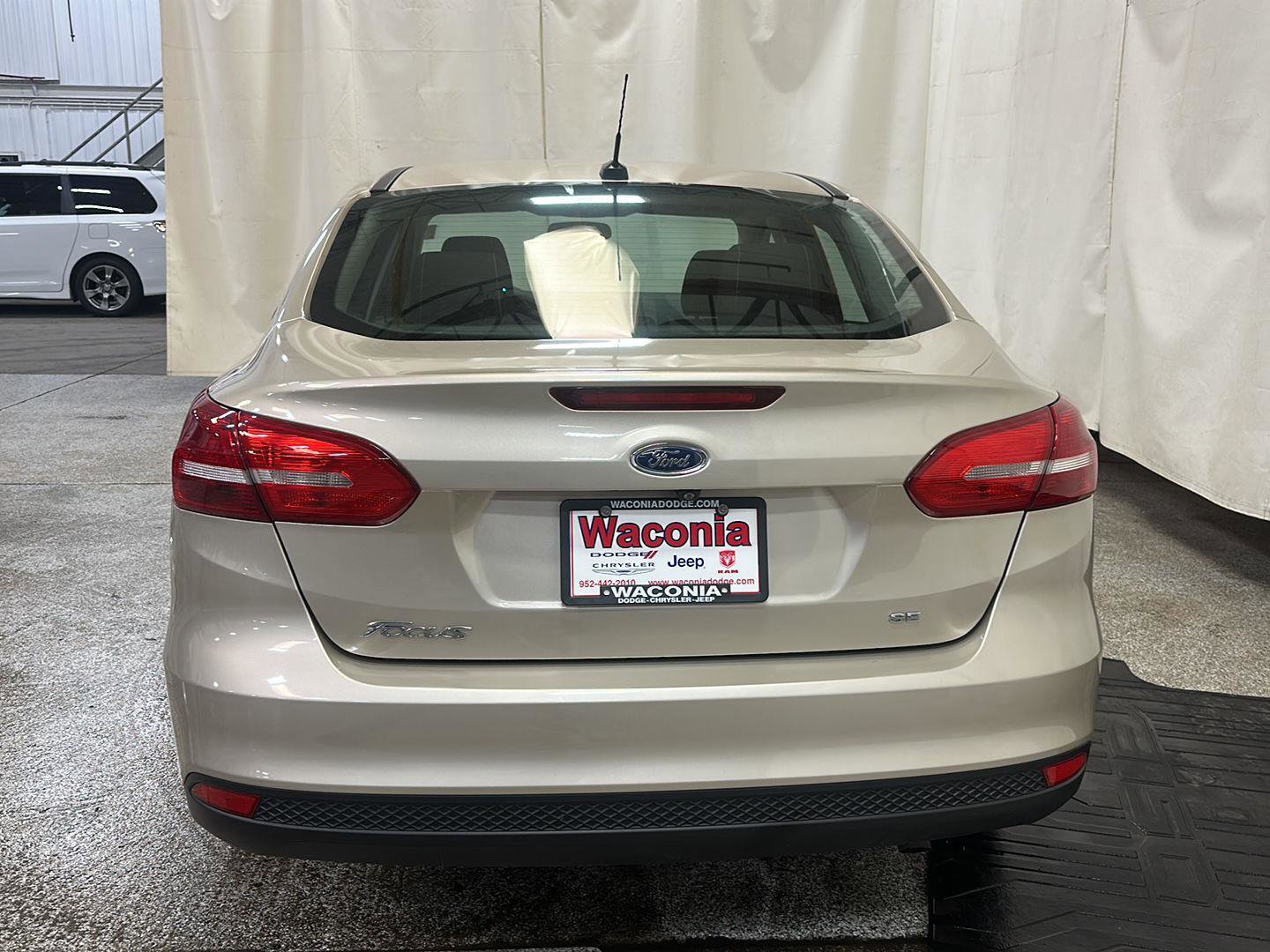 Used 2018 Ford Focus SE image 4