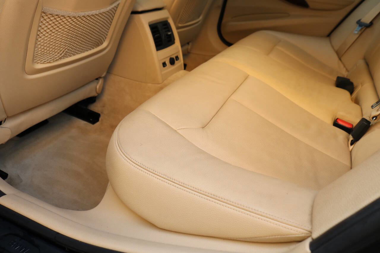 Used 2013 BMW 335i Sedan image 14