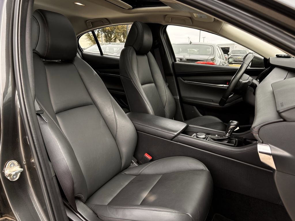 Used 2024 MAZDA MAZDA3 s image 28