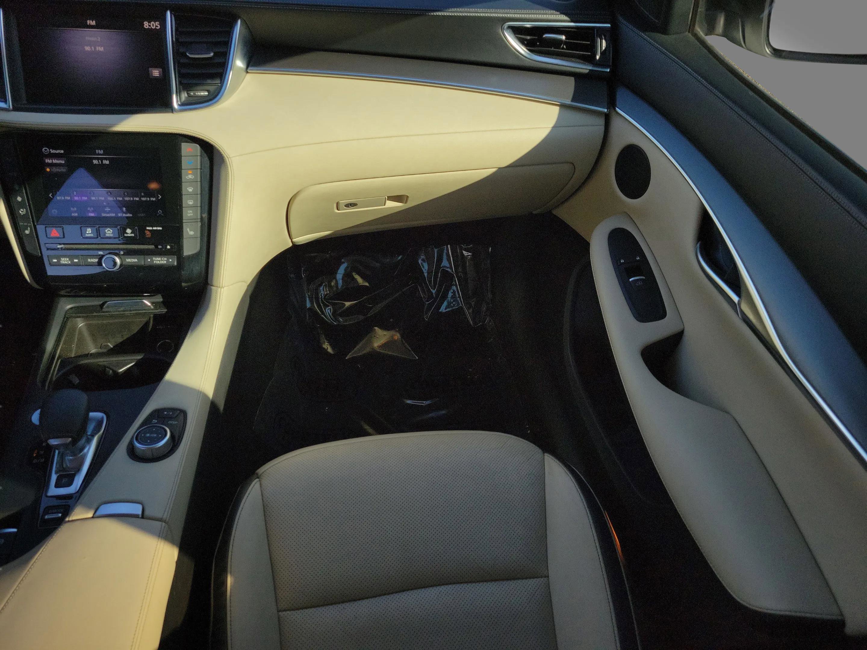 Used 2022 INFINITI QX50 Luxe image 9