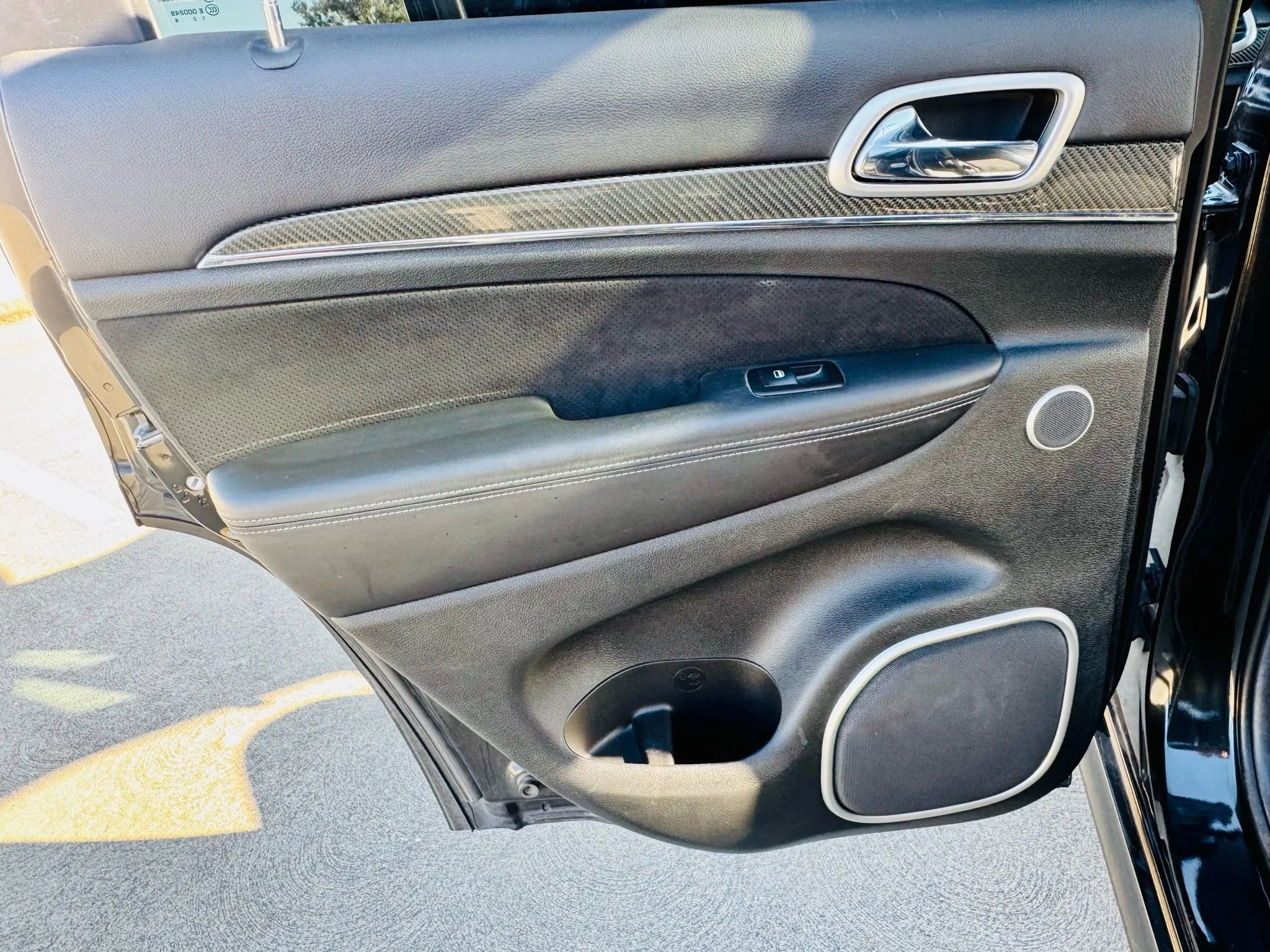 Used 2014 Jeep Grand Cherokee SRT8 w/ Luxury Group II image 49