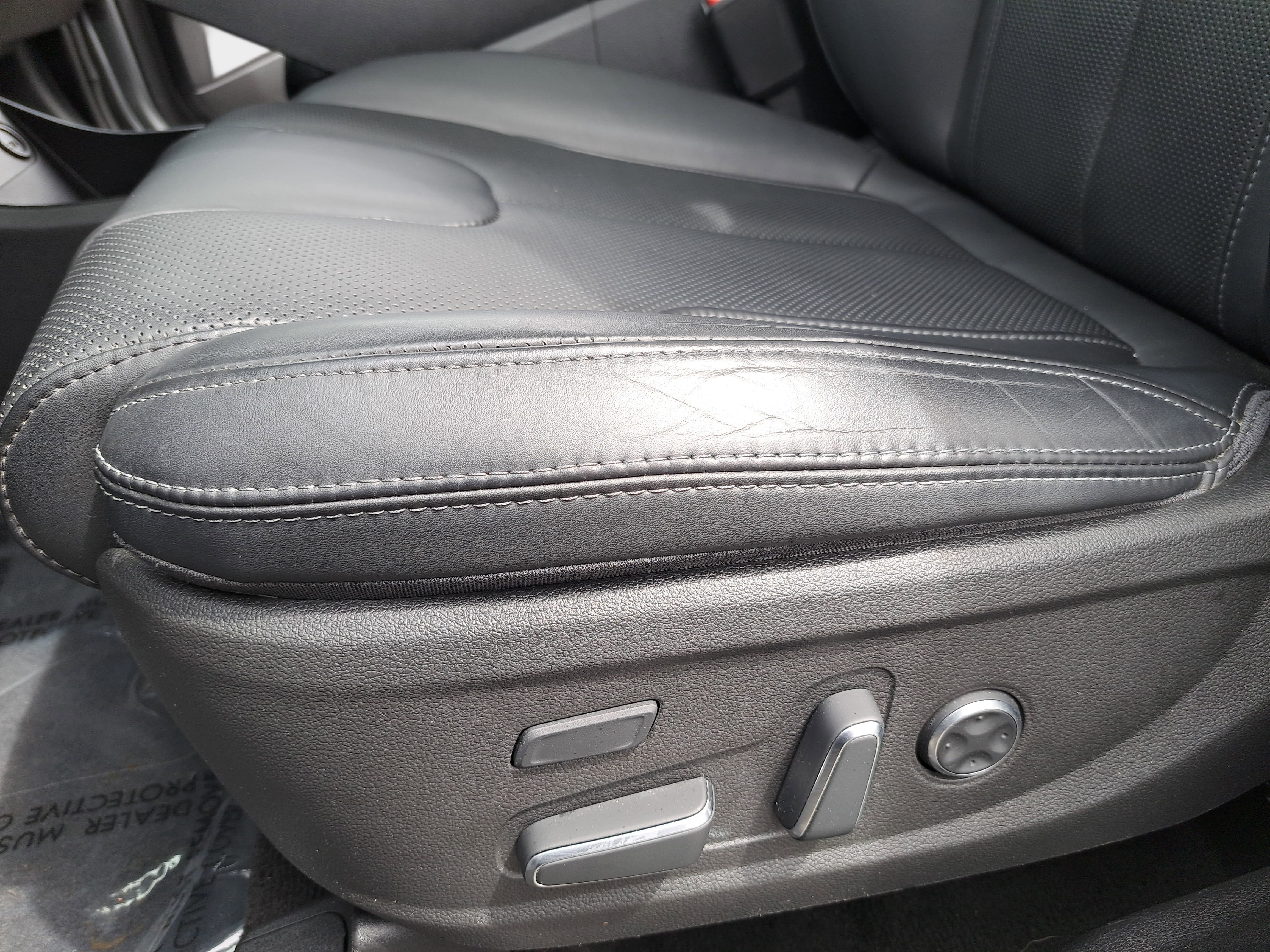 Used 2023 Hyundai Santa Fe Calligraphy FWD image 28