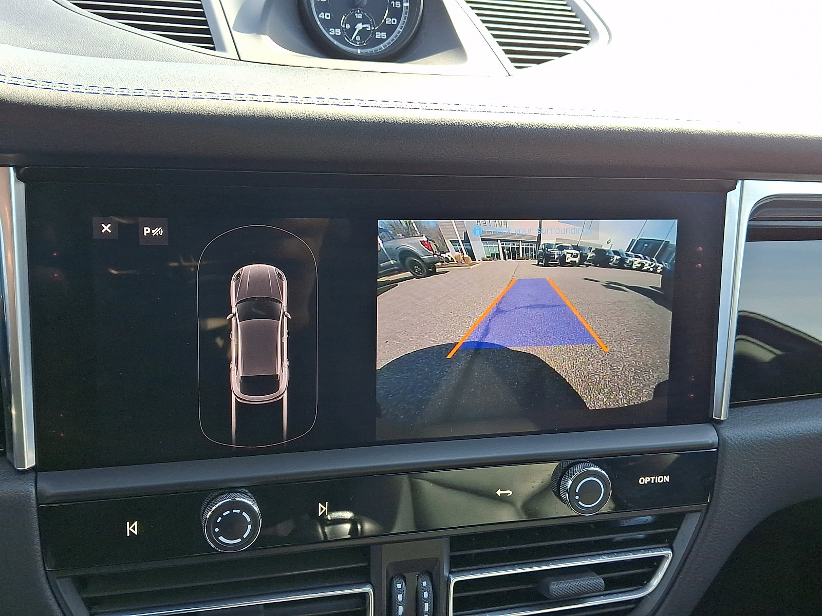 Used 2024 Porsche Macan Turbo image 26