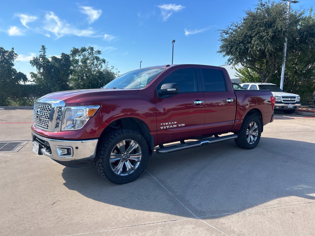 Used 2018 Nissan Titan SV w/ SV Convenience Package