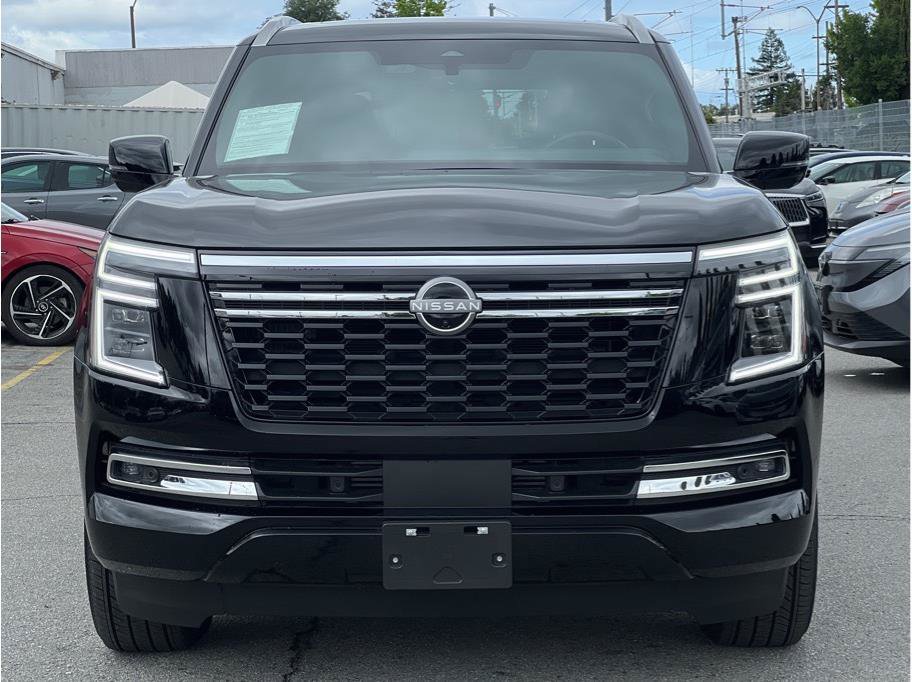 Used 2025 Nissan Armada Platinum AWD/4WD image 2