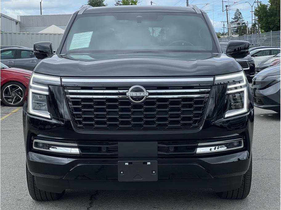 Used 2025 Nissan Armada Platinum AWD/4WD image 2