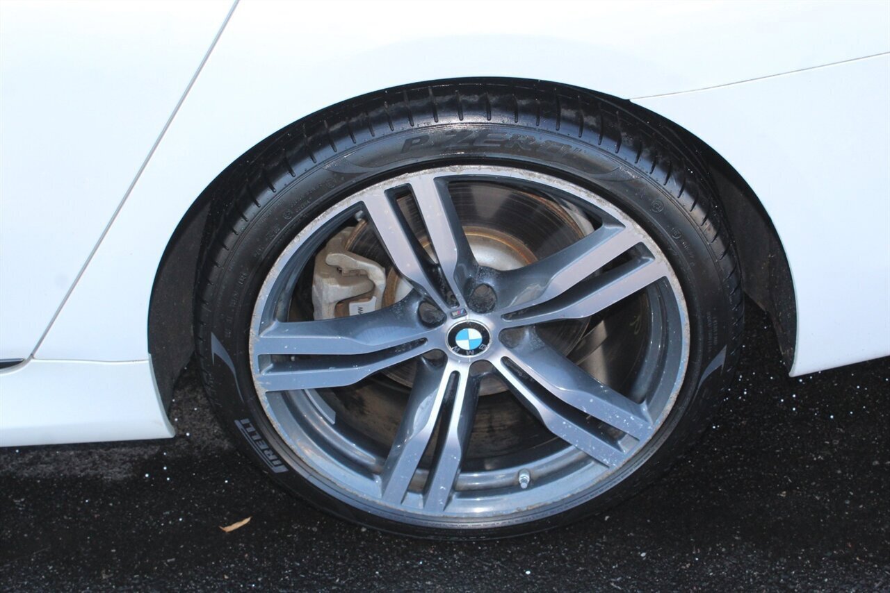 Used 2019 BMW 740i w/ Executive Package image 36