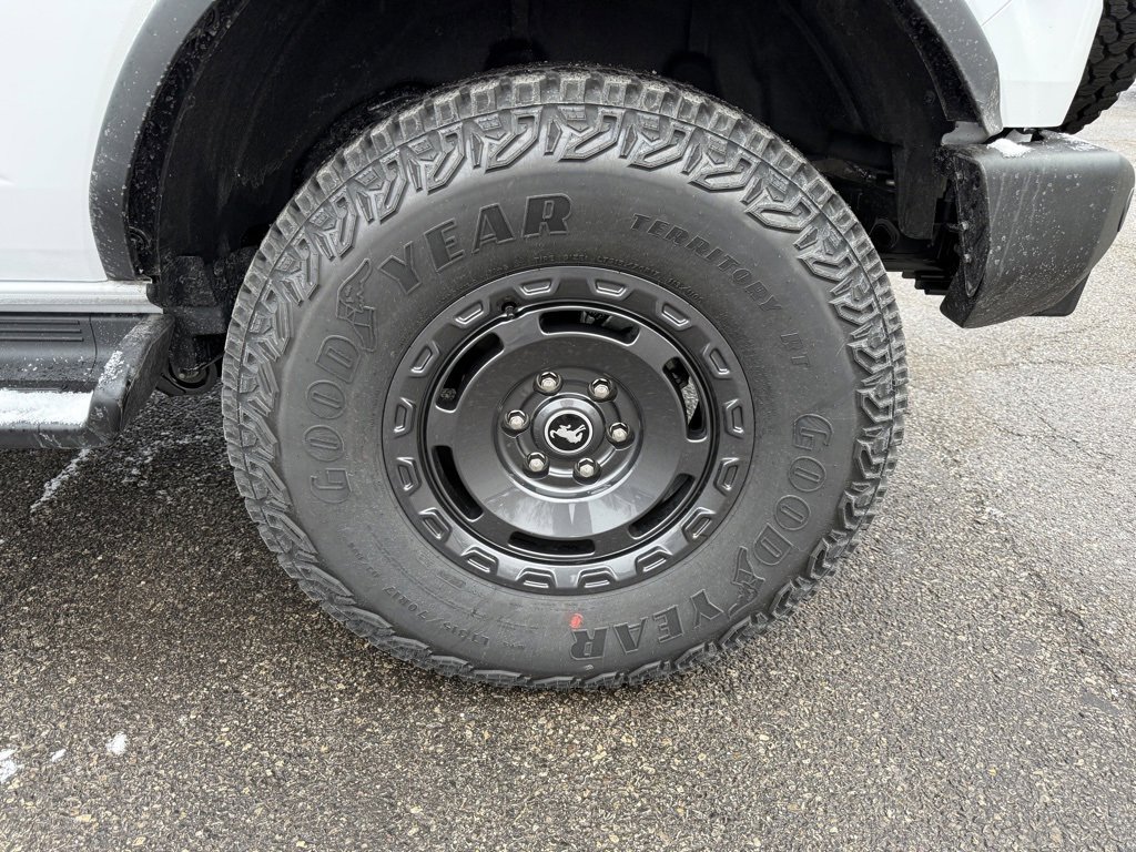 New 2025 Ford Bronco Outer Banks w/ Sasquatch Package image 29