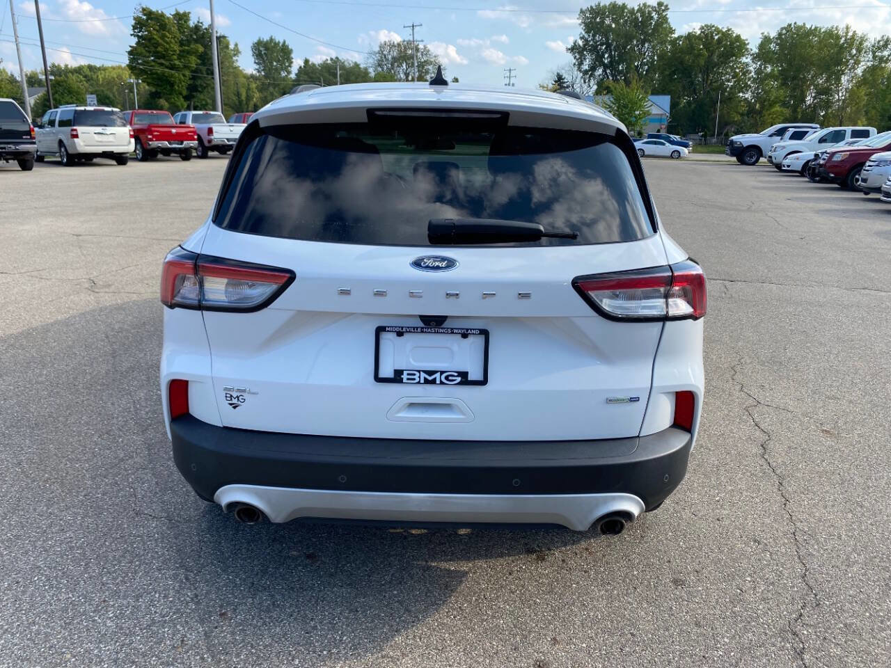 Used 2020 Ford Escape SEL image 4