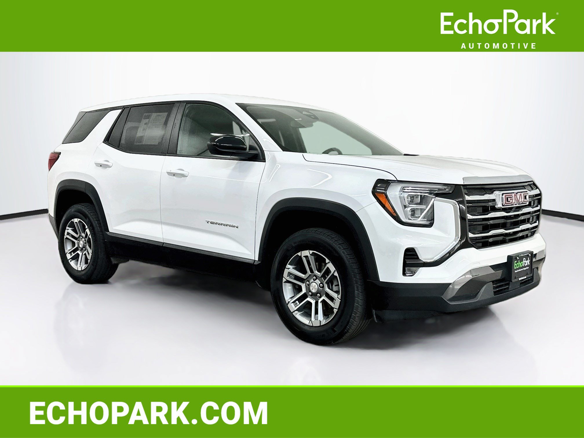 Used 2025 GMC Terrain Elevation