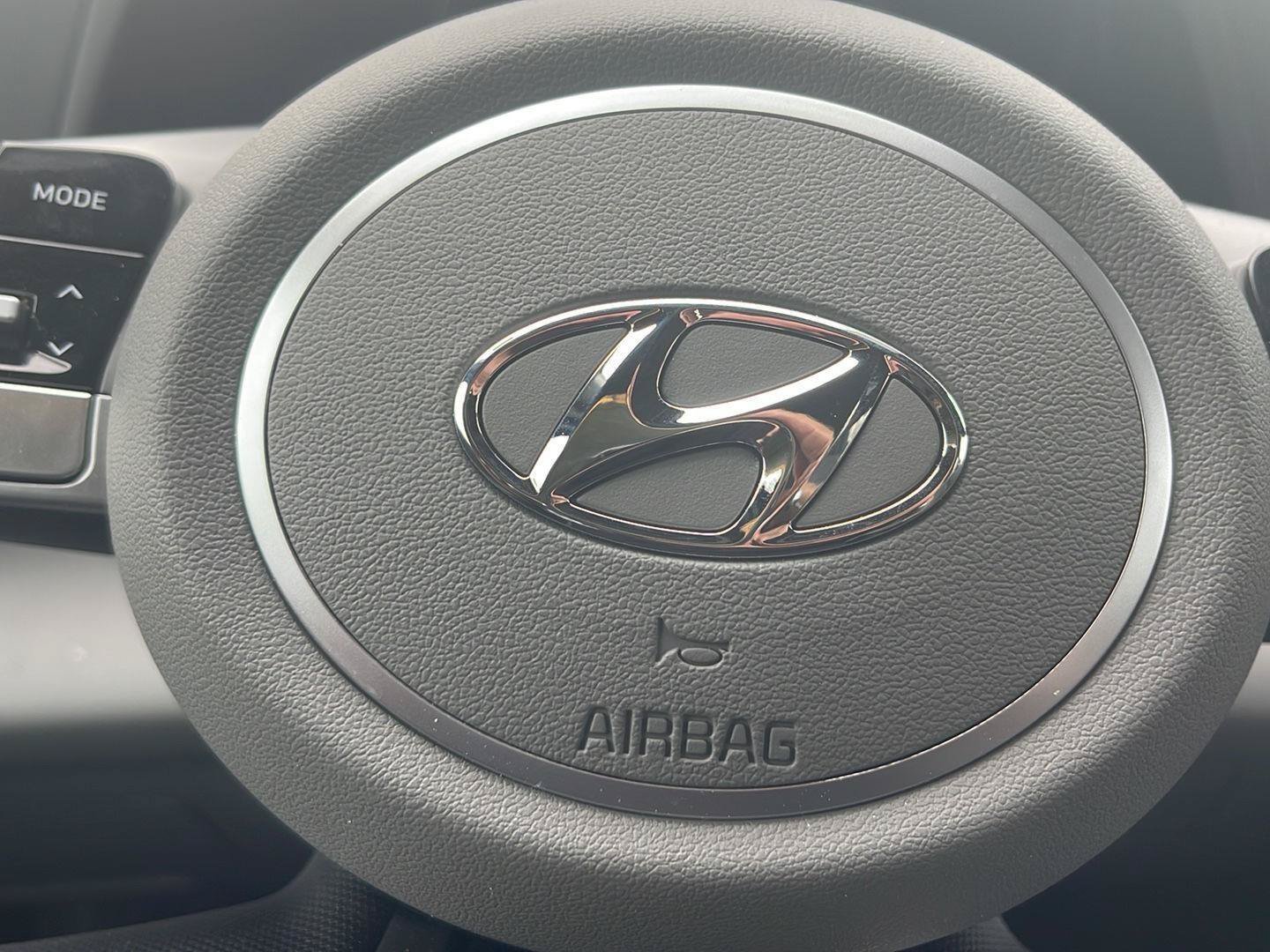 Certified 2023 Hyundai Elantra SEL FWD image 34
