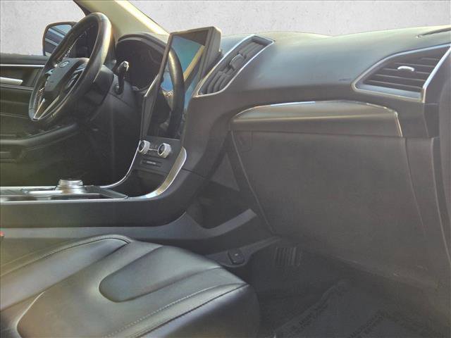 Certified 2022 Ford Edge Titanium AWD/4WD image 20