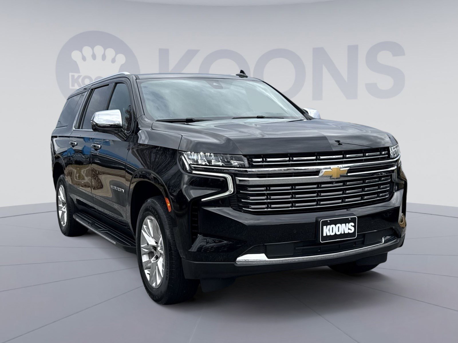 Used 2021 Chevrolet Suburban Premier w/ Premium Package image 10