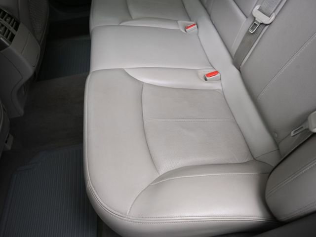 Used 2013 Buick LaCrosse Premium w/ Driver Confidence Package FWD image 21