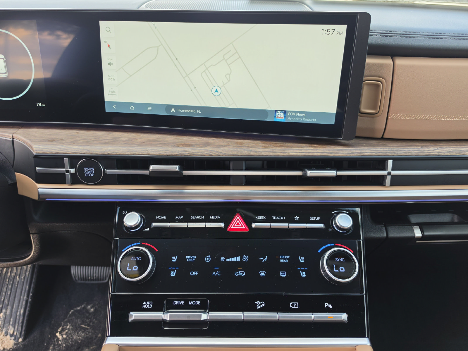 New 2026 Hyundai Santa Fe Calligraphy FWD image 25