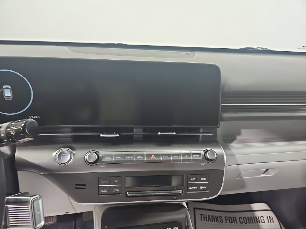 Certified 2025 Hyundai Kona SEL AWD/4WD image 20