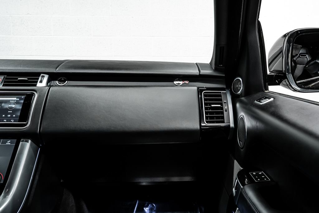 Used 2020 Land Rover Range Rover Sport SVR image 27