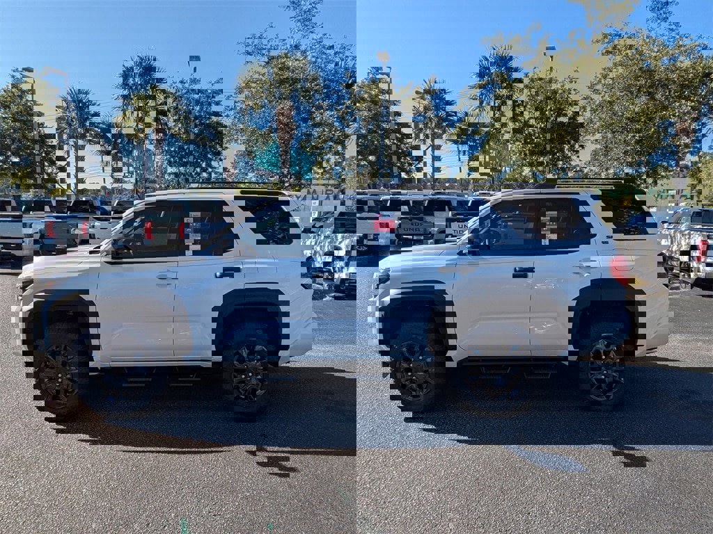 New 2025 Toyota 4Runner SR5 image 8