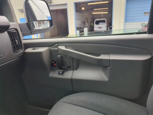 Used 2024 GMC Savana 2500 w/ Driver Convenience Package image 22
