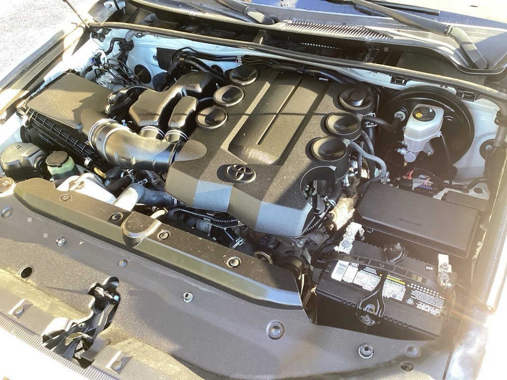 Used 2018 Toyota 4Runner Limited image 19