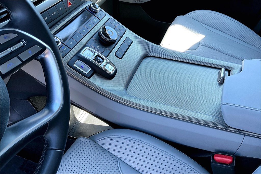 Used 2024 Hyundai Palisade SEL FWD image 19