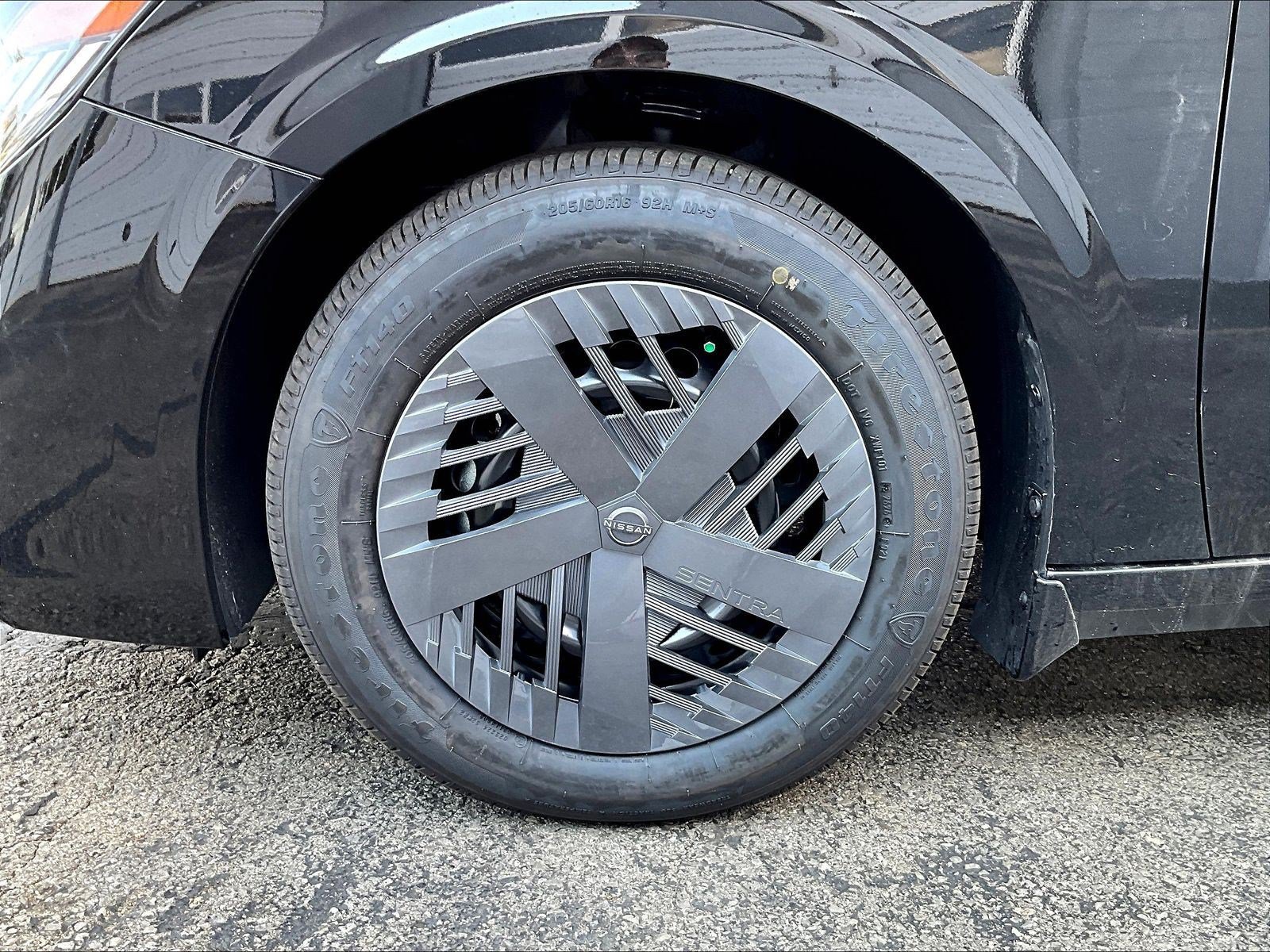New 2027 Nissan Sentra S w/ Floor Mat Package FWD image 22