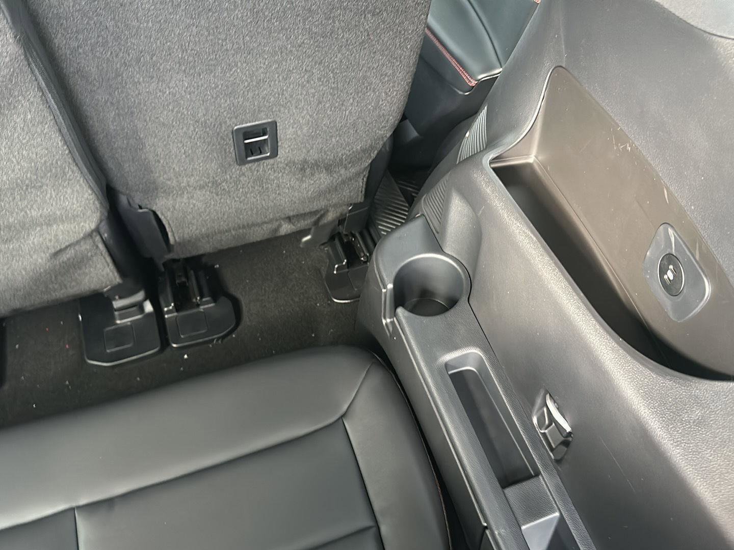 New 2026 Ford Explorer ST-Line image 12