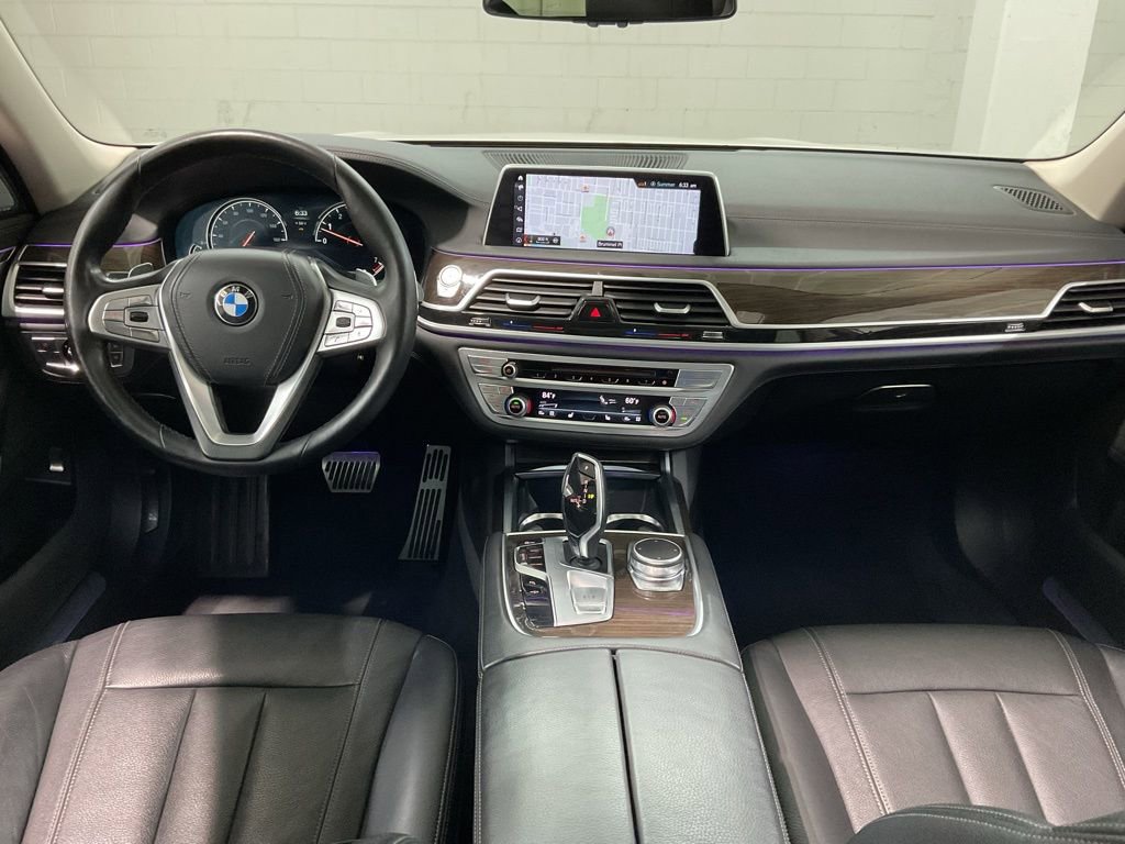 Used 2018 BMW 740i xDrive image 6