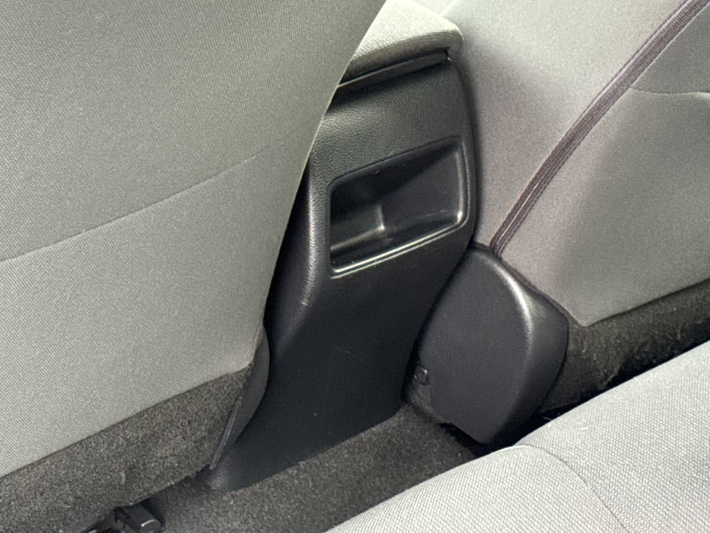Used 2020 Toyota Corolla LE FWD image 36