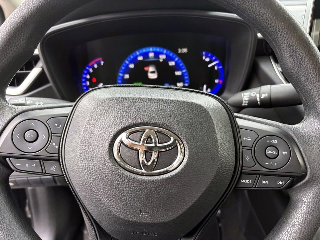 Used 2020 Toyota Corolla LE image 16