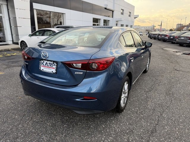 Used 2018 MAZDA MAZDA3 Sport w/ Preferred Equipment Package image 12