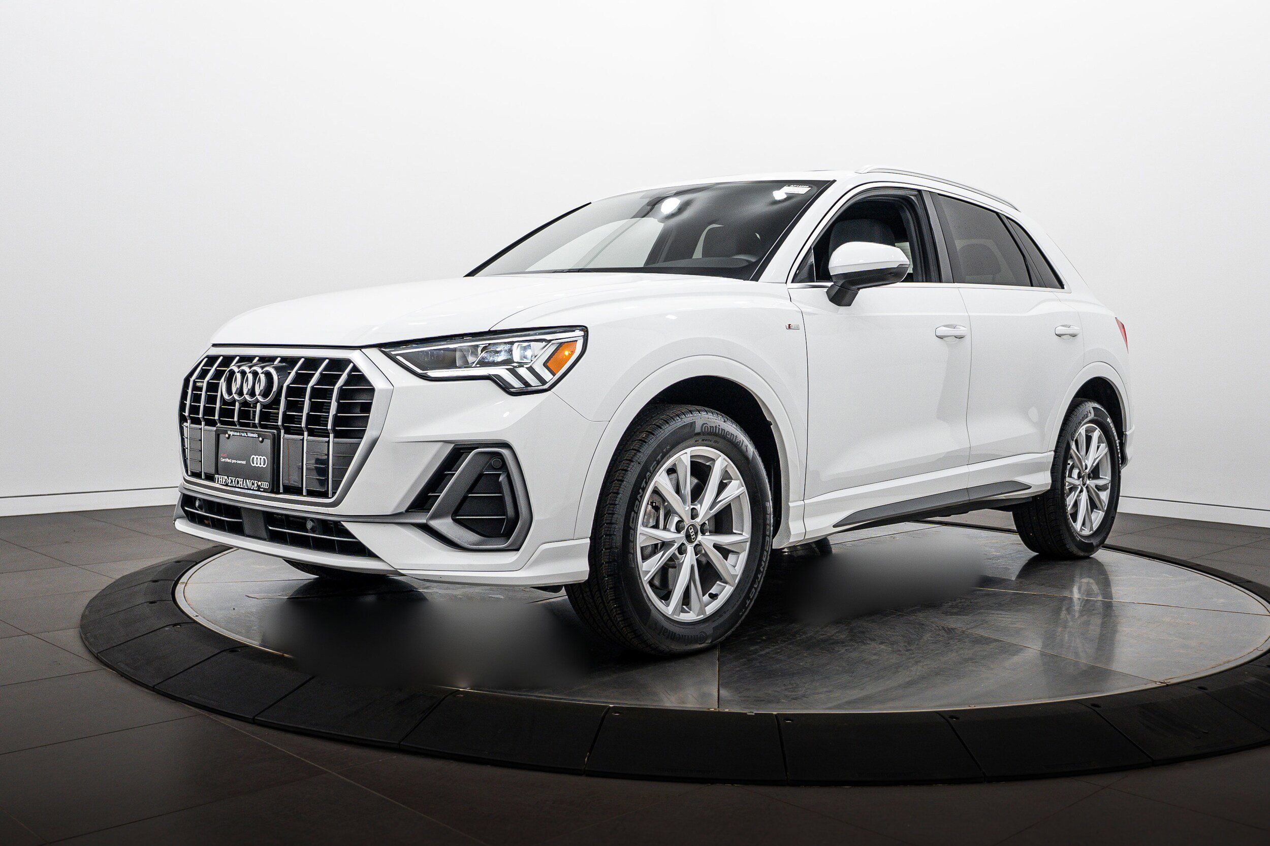 Used 2023 Audi Q3 2.0T Premium w/ Convenience Package AWD/4WD image 7