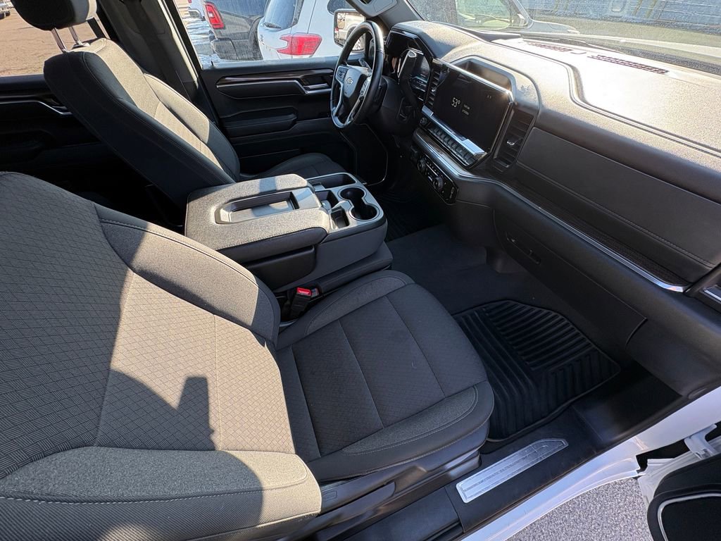 Used 2025 Chevrolet Silverado 1500 LT w/ Work Truck Package image 43