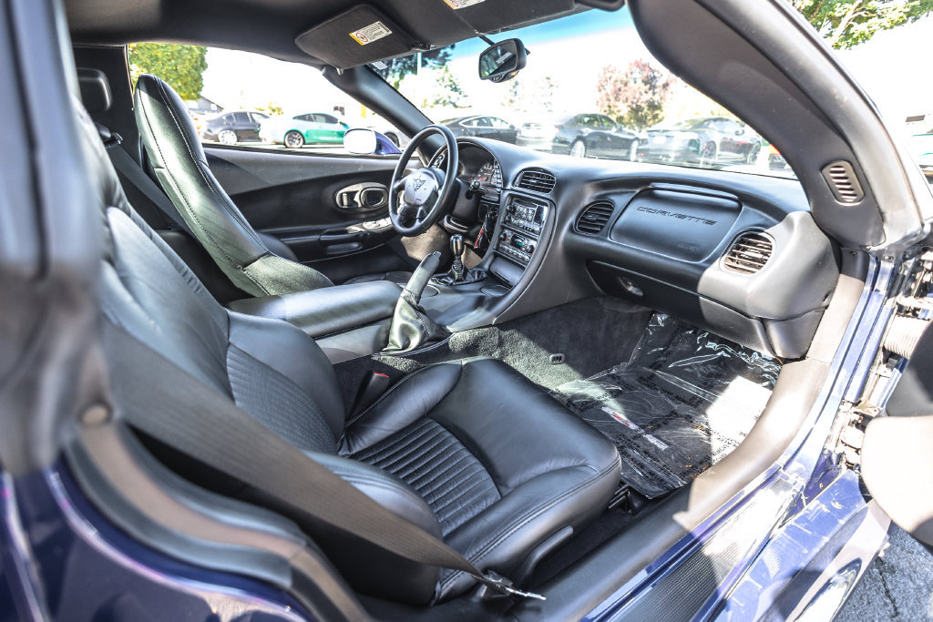 Used 2004 Chevrolet Corvette Z06 w/ Z06 Preferred Equipment Group RWD image 23
