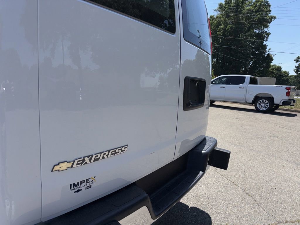 Used 2024 Chevrolet Express 2500 w/ Driver Convenience Package RWD image 25