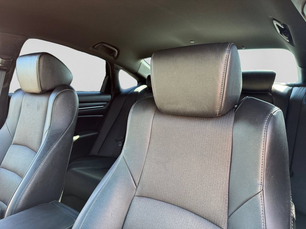 Used 2020 Honda Accord Sport image 16