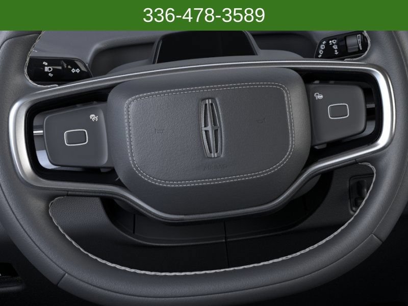 New 2026 Lincoln Navigator Reserve AWD/4WD image 12