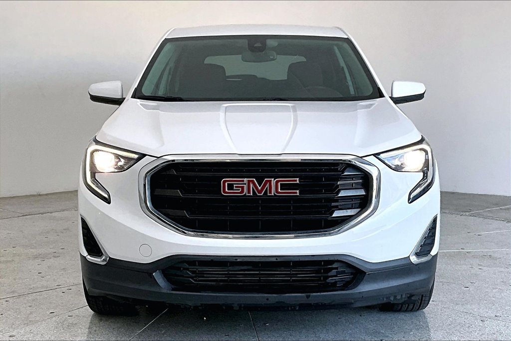 Used 2020 GMC Terrain SLE FWD image 3