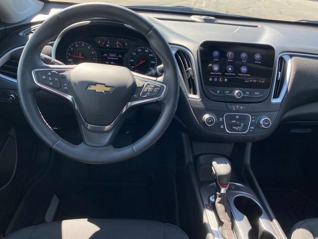 Used 2025 Chevrolet Malibu RS FWD image 7