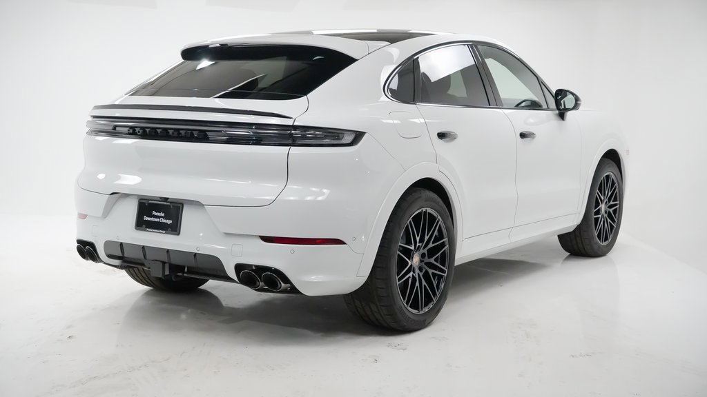 New 2025 Porsche Cayenne Coupe image 10