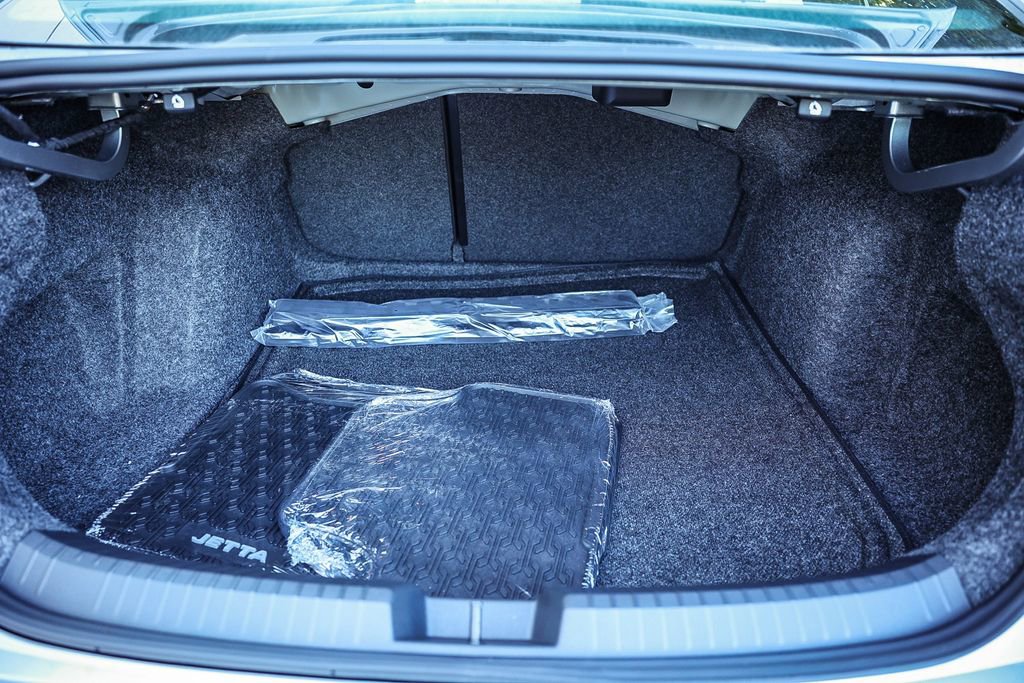 New 2026 Volkswagen Jetta Sport image 17