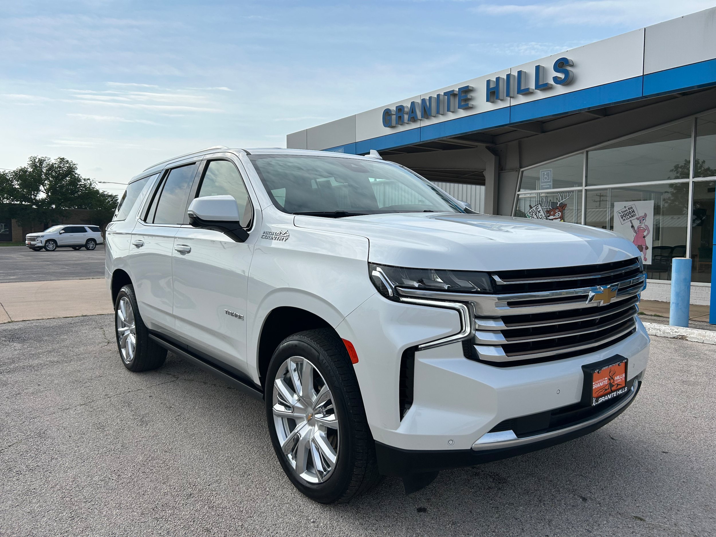 Used 2023 Chevrolet Tahoe High Country AWD/4WD image 1