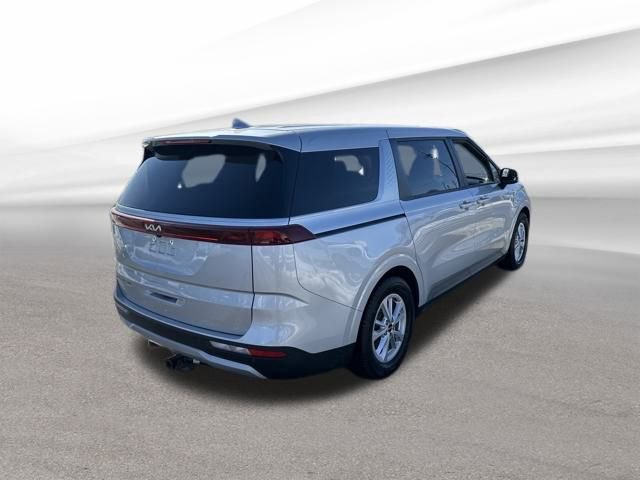 Used 2022 Kia Carnival LX image 9